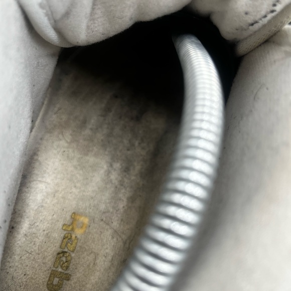 Yellow and Blue Reebok IVERSON Sneakers - Picture 6 of 6